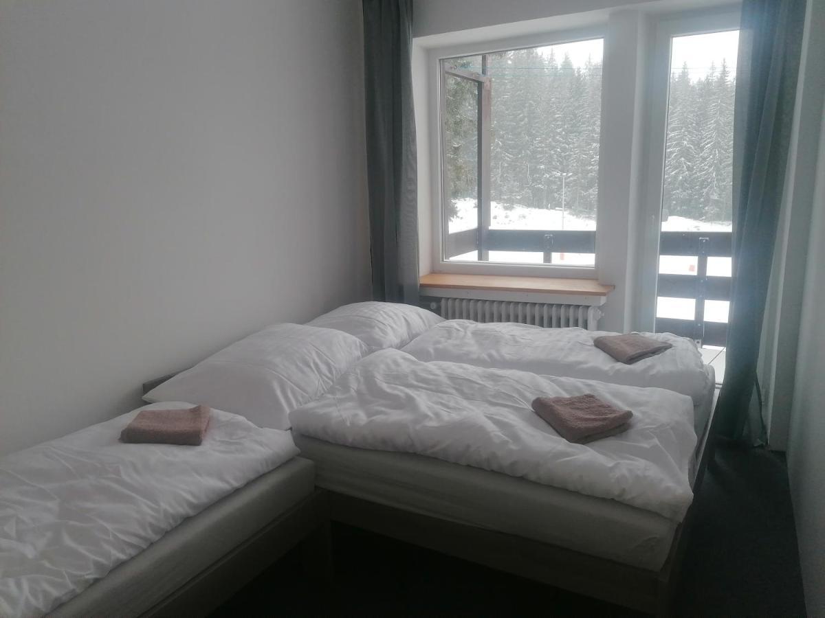 Chata - Dom Horskej Sluzby Jasna Demanovská Dolina Exteriér fotografie